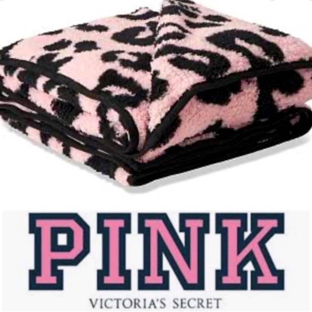 💥ISO💥 VSPink leopard sherpa